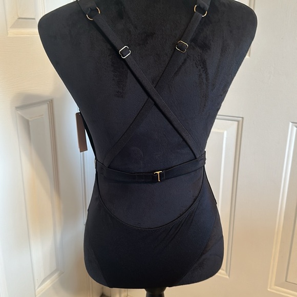 Beautiful black one piece bathing suit with some bling open back - Picture 7 of 10